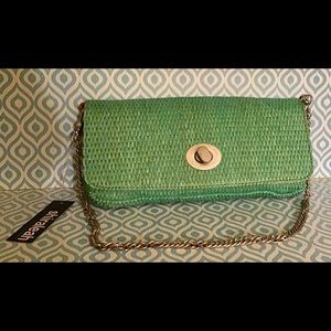 Shiraleah woven clutch